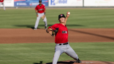 Weatherly, Grizzlies top Rawhide 3-1 to snap skid  