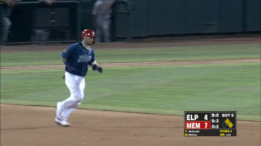 Redbirds' Molina hits three-run tater to left