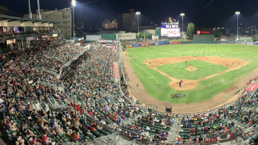 July 4th sellout crowd of 11,302 at Chukchansi Park watches Grizzlies drop 4-1 contest to Giants