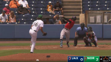 Sánchez launches seventh homer for Jacksonville
