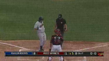 Scranton/Wilkes-Barre's Choi homers to right-center