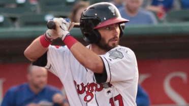 Smith, Nay power Lugnuts rout, 10-3