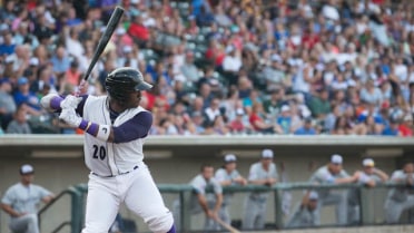 Nash goes deep twice in loss to Hillcats