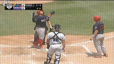 Jhailyn Ortiz demolishes his 17th homer