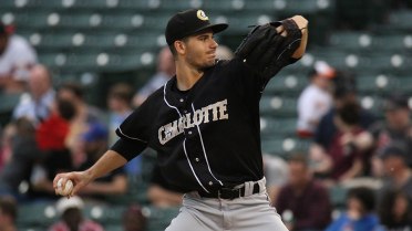 Cease set to join White Sox for debut