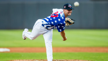Sod Poodles Rout Missions In Opener, Earn Fifth Straight Win