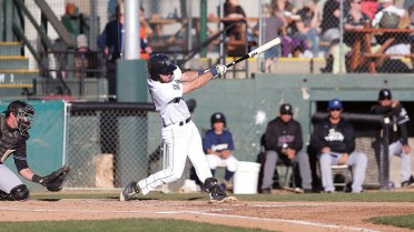 Fry Sizzles As Brewers Walk Off Voyagers