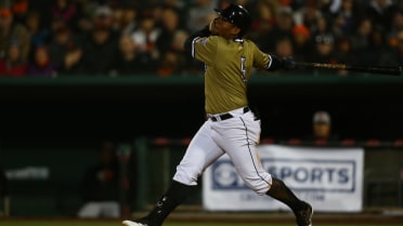 River Cats launch three homers, Grizzlies storm back late