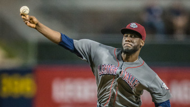 De Los Santos, Morrison lead Pigs to 4-2 victory