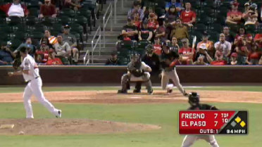 Straw comes up clutch for Fresno