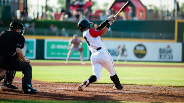 Lugs pile up 15 hits in 11-7 loss to Loons