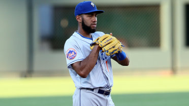 Report: Top Mets prospect Rosario hospitalized