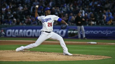 Dodgers Hit Two Pinch-Hit Homers; Ramírez Pitches Six Scoreless Innings