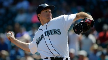 Former MLB pitcher Andrew Moore joins Fisher Cats from Buffalo