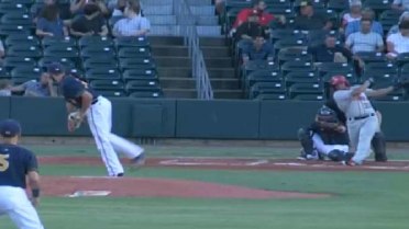 Chattanooga's White bashes solo homer