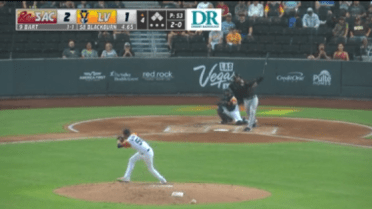 Bart homers to berm for River Cats