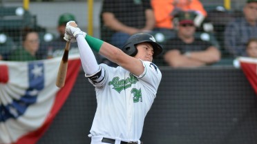 Reynolds Homers in Come from Behind Win