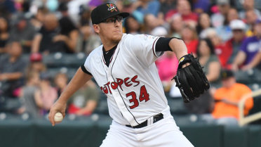 Hoffman Dominant in Isotopes Victory at Tacoma