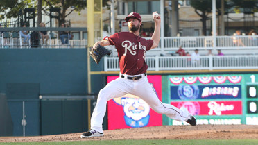 Cole Hamels dazzles in front of packed house at Dr Pepper Ballpark