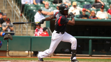 Calixte, Gillaspie lead River Cats to win in return