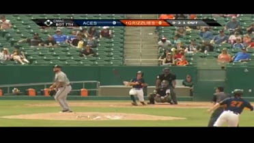 Stubbs plates a run for the Grizzlies