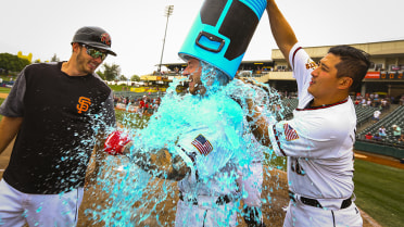 River Cats homer seven times in season finale, get 10-9 come-from-behind win