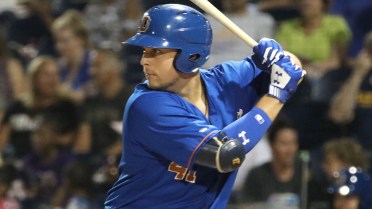 Bulls' Lowe homers in four-hit outburst