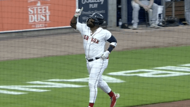Almonte clubs two homers in no-hitter