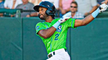 Torres propels Tortugas to triumph over Cardinals