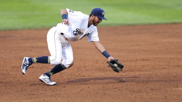 Brewers Ground Owlz With Extra Inning Walk Off