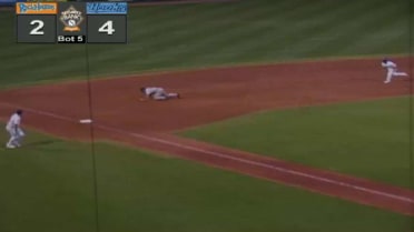 Corpus Christi's Hyde makes diving stop