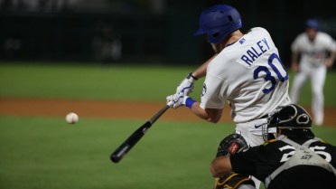Chihuahuas Bite Dodgers Friday, 6-2