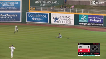 Dragons' Bautista lays out for catch in right field