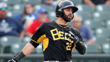 Bees' Cowart cycles in six-hit masterpiece