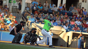 Bats bust out in romp over Boise