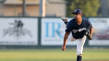 Brewers Shutout Voyagers