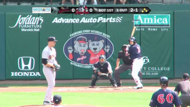Rafael Devers singles in the 1st inning for the PawSo