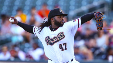 Cueto sharp in rehab appearance with River Cats