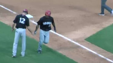 Chattanooga's Gonzalez hits three-run shot