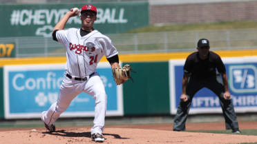 Maese sizzles in Lugnuts' 5-2 win