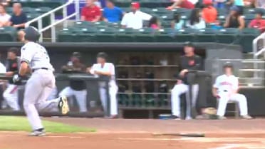 Staten Island's Thoreson smacks solo homer