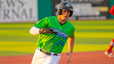 Callihan carries Tortugas to 11-7 win over Flying Tigers