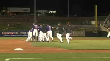 Isotopes win on wild walk off