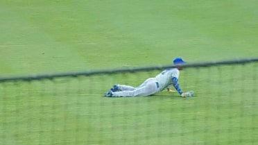 Storm Chasers' Dewees' makes diving catch in center