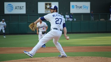 Dodgers Nab Fourth Straight Win in El Paso