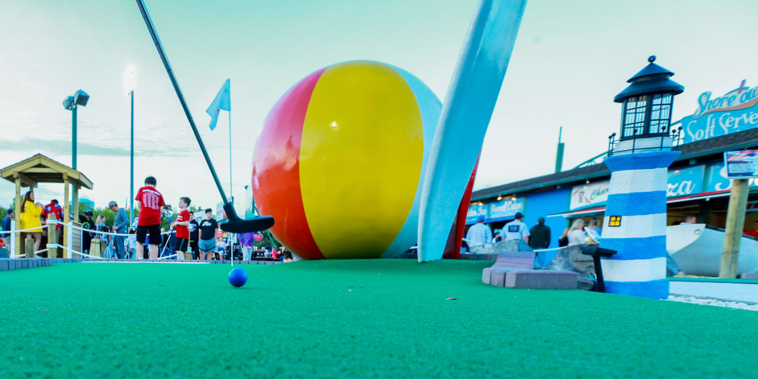 BlueClaws Mini Golf