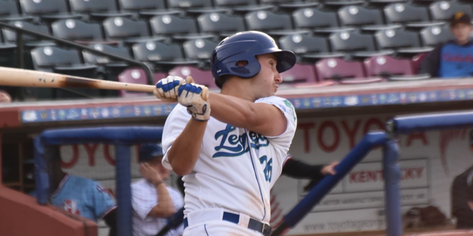 Stephen Scott posts two of WooSox's seven home runs in rout of Syracuse Mets  