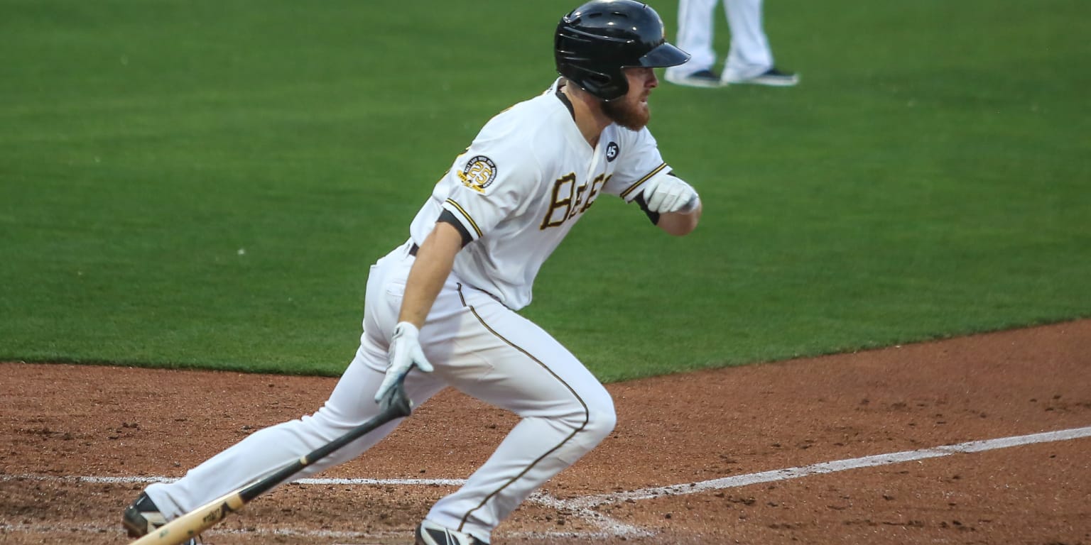 Dodgers Take Series Opener