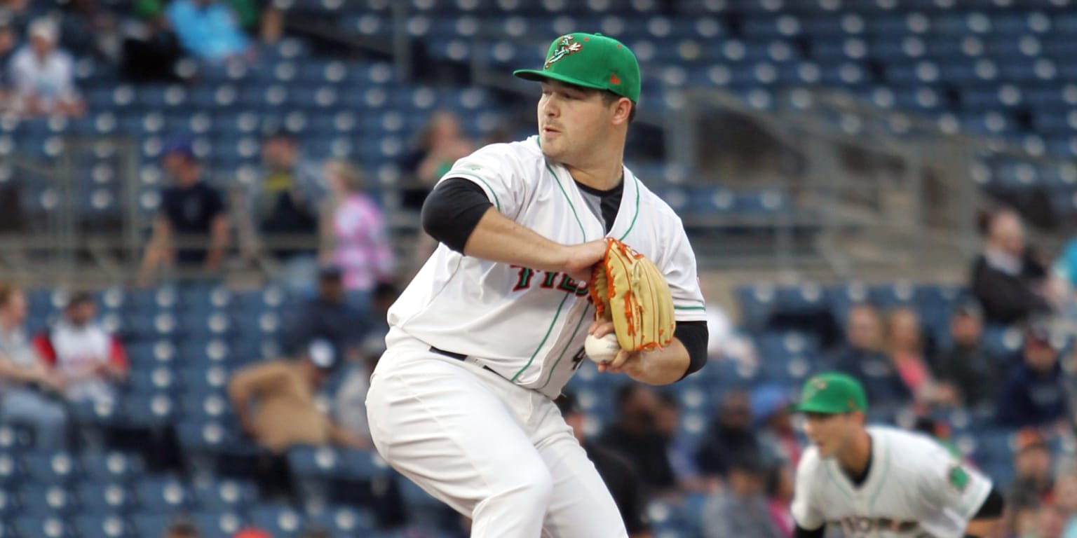 Late rally falls short in Columbus | MiLB.com