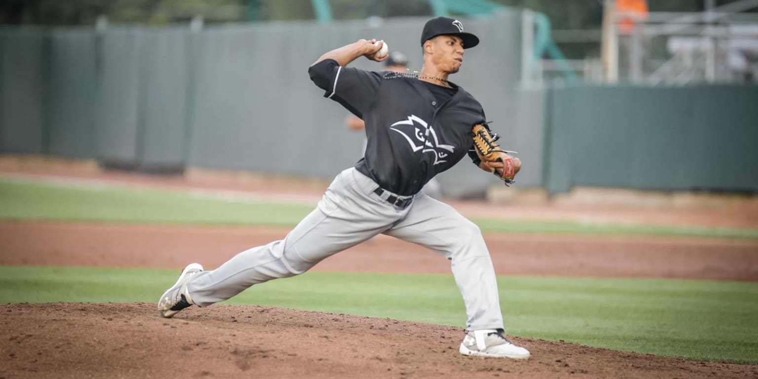 Cougars pitchers no-hit River Bandits